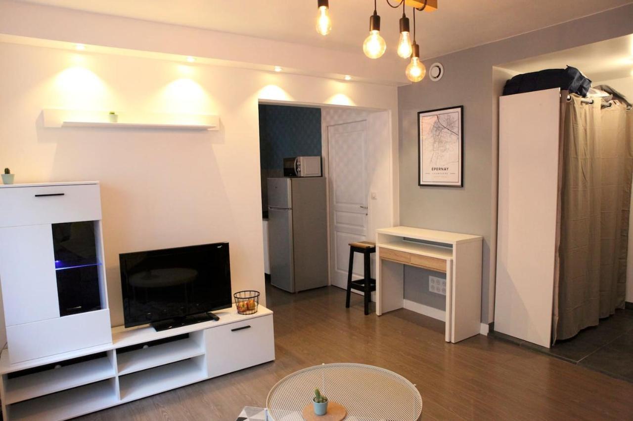 Studio Hyper Centre Ville Epernay - Champagne المظهر الخارجي الصورة